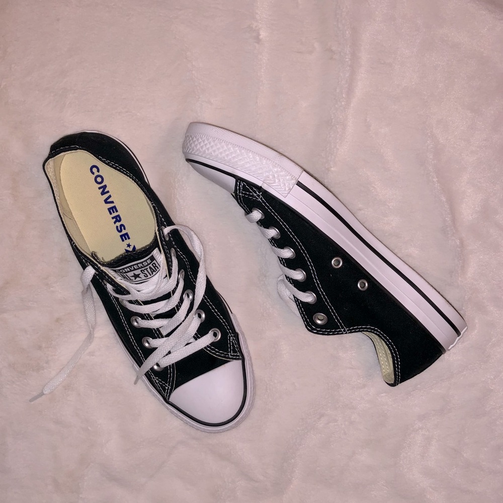 Black Chuck converse